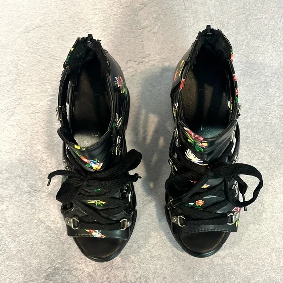 Black platform floral sandal boots - Picture 8 of 10